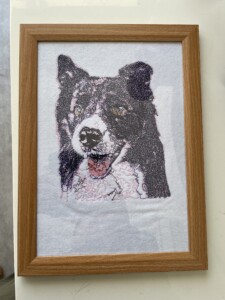 ボーダーコリーの刺繍額縁